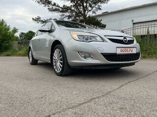 2011 Opel Astra J, серебристый, 850000 рублей, вид 4