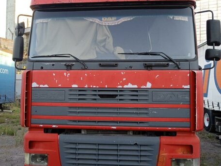 1998 DAF 95, красный, 1850000 рублей, вид 1