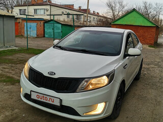 2012 Kia Rio 4-speed III, белый, 760000 рублей, вид 1