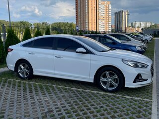 2018 Hyundai Sonata VII (LF) Рестайлинг, белый, 1760000 рублей, вид 4
