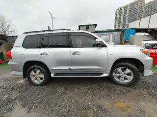2008 Toyota Land Cruiser 200 Series, серебристый, 2600000 рублей, вид 5