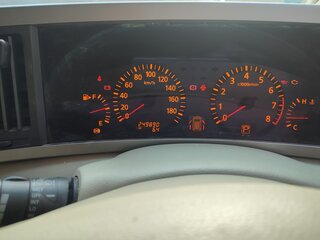 2004 Nissan Elgrand II (E51), белый, 370000 рублей, вид 4