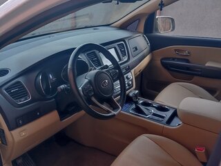 2018 Kia Carnival III, белый, 2380000 рублей, вид 3