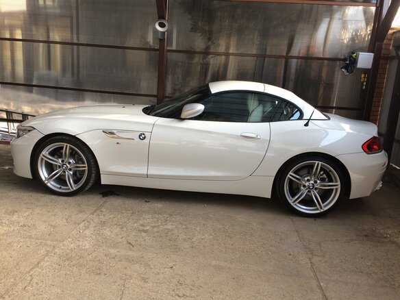 2015 BMW Z4 35is II (E89) Рестайлинг, белый - вид 4