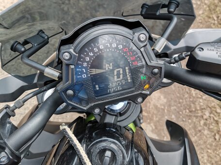 2019 Kawasaki Z 650, чёрный, 680000 рублей, вид 5