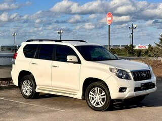 2010 Toyota Land Cruiser Prado 150 Series, белый, 3450000 рублей, вид 2