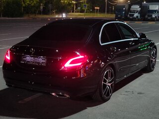 2019 Mercedes-Benz C-Класс 300 IV (W205) Рестайлинг, чёрный, 3500000 рублей, вид 2