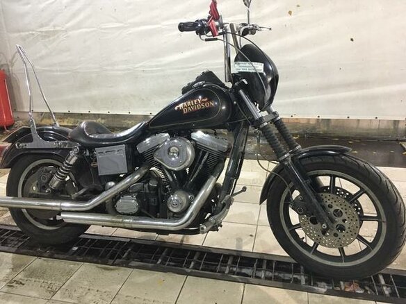 1996 Harley-Davidson Dyna Low Rider, чёрный - вид 2