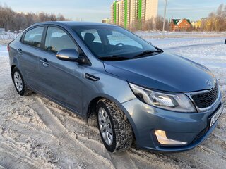 2014 Kia Rio 5-speed III, голубой, 722000 рублей, вид 2