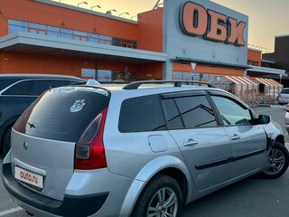 2006 Renault Megane II Рестайлинг, серебристый, 449999 рублей, вид 5