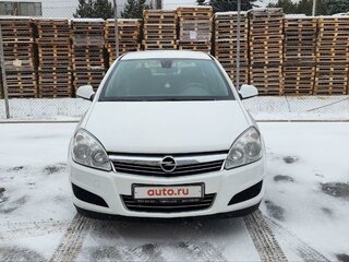 2010 Opel Astra H Рестайлинг, белый, 550000 рублей, вид 1