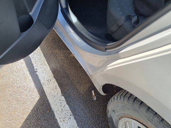 2007 Toyota Yaris II, серебристый, 430000 рублей - вид 15