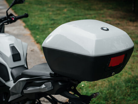 2021 BMW S 1000 XR, серый, 2000000 рублей, вид 4