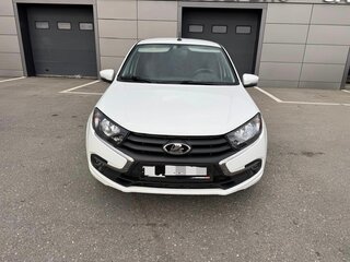 2016 Hyundai Solaris I Рестайлинг, белый, 635000 рублей, вид 3