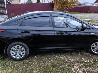 2019 Hyundai Solaris II, чёрный, 1600000 рублей, вид 5