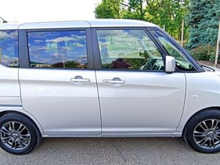 2017 Suzuki Solio III, серебристый, 900000 рублей, вид 3