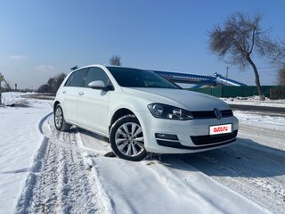 2013 Volkswagen Golf VII, белый, 970000 рублей, вид 4