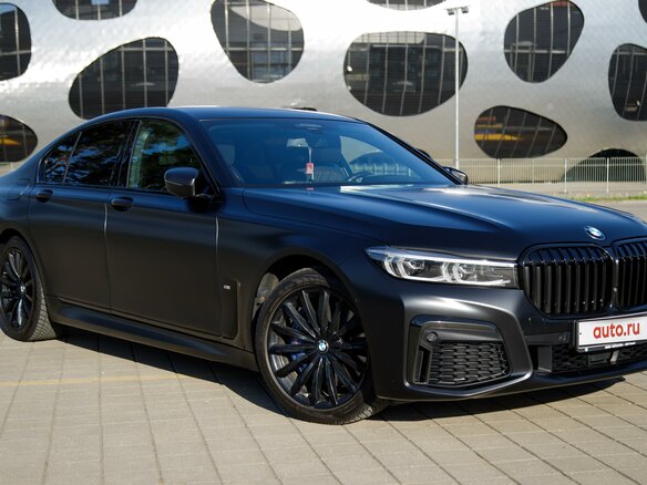 2020 BMW 7 серии 730d xDrive VI (G11/G12) Рестайлинг, чёрный, 7700000 рублей