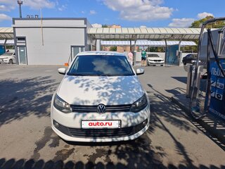 2012 Volkswagen Polo V, белый, 830000 рублей, вид 2