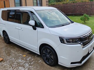 2022 Honda Stepwgn Spada VI, белый, 3300000 рублей, вид 1