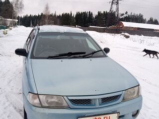 2000 Nissan Wingroad II (Y11), голубой, 330000 рублей, вид 2