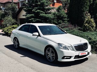 2011 Mercedes-Benz E-Класс 300 IV (W212, S212, C207), белый, 2000000 рублей, вид 3