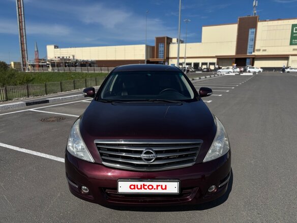2010 Nissan Teana II (J32), пурпурный, 850000 рублей - вид 2