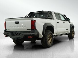 2025 Toyota Tacoma IV, белый, 9822990 рублей, вид 5