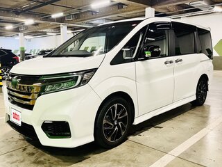 2021 Honda Stepwgn Spada V Рестайлинг, белый, 3050000 рублей, вид 3