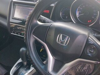 2016 Honda Fit III, красный, 1000000 рублей, вид 4