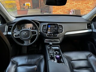 2018 Volvo XC90 II, чёрный, 4490000 рублей, вид 4