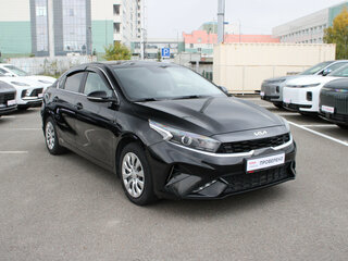 2021 Kia Cerato IV Рестайлинг, чёрный, 1865700 рублей, вид 3