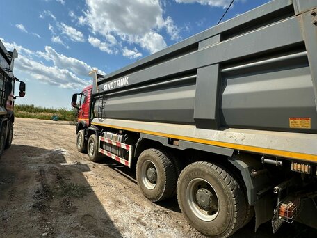 2022 Sinotruk Howo T5G, красный, 6500000 рублей, вид 3