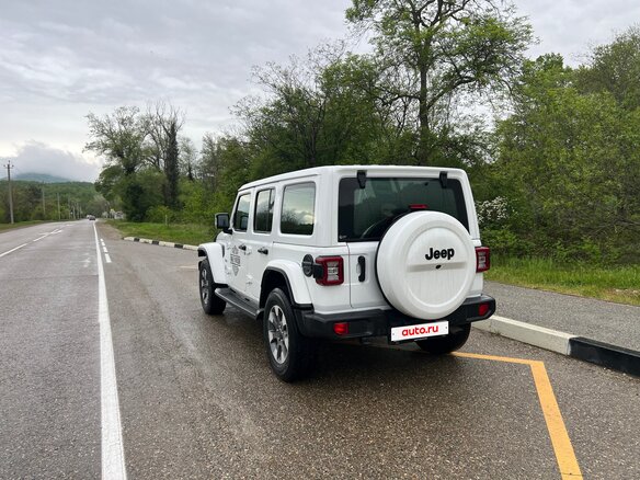 2021 Jeep Wrangler IV (JL), белый, 4950000 рублей - вид 4