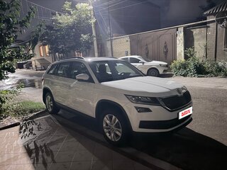2021 Skoda Kodiaq I, белый, 2770000 рублей, вид 2