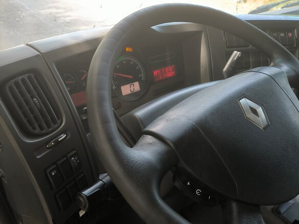 2007 Renault Premium, белый, 2800000 рублей - вид 12