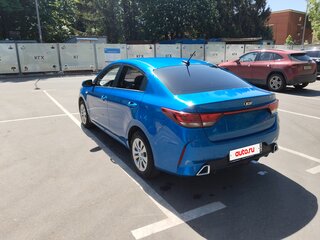 2021 Kia Rio IV Рестайлинг, синий, 1350000 рублей, вид 5
