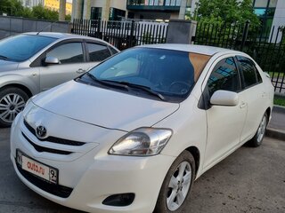 2006 Toyota Yaris II, белый, 670000 рублей, вид 1