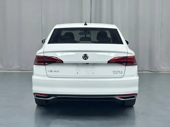 2021 Volkswagen Bora IV, белый, 1410007 рублей - вид 4