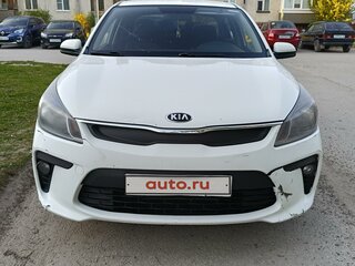 2018 Kia Rio IV, белый, 850000 рублей, вид 1