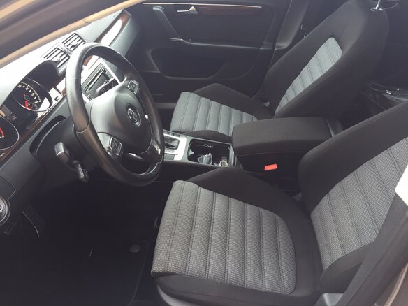 2012 Volkswagen Passat Alltrack B7, бежевый - вид 5