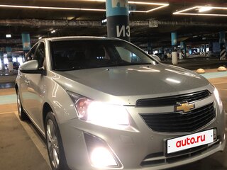 2013 Chevrolet Cruze I Рестайлинг, серебристый, 650000 рублей, вид 4