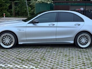2020 Mercedes-Benz C-Класс 300 IV (W205) Рестайлинг, серебристый, 2840000 рублей, вид 3