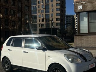 2004 Mazda Verisa, белый, 490000 рублей, вид 3