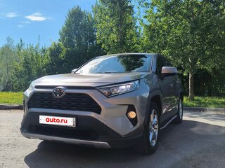 2020 Toyota RAV4 V (XA50), серый, 3050000 рублей, вид 1