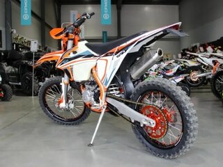 2024 GR GR8, золотистый, 370000 рублей, вид 1