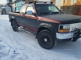 1993 Dodge Dakota I, красный, 1000000 рублей, вид 1