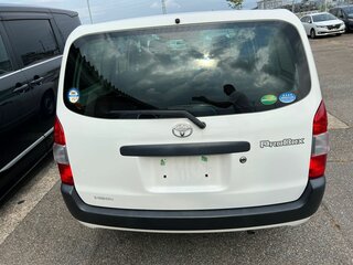 2019 Toyota Probox I Рестайлинг, белый, 1320000 рублей, вид 4