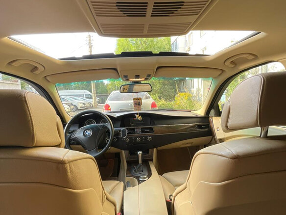 2006 BMW 5 серии 525i V (E60/E61), зелёный, 890000 рублей - вид 12