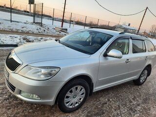 2011 Skoda Octavia II (A5) Рестайлинг, серебристый, 609000 рублей, вид 2